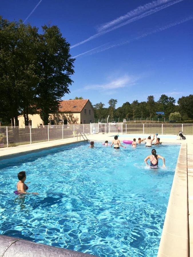 Camping Les Petites Minaudieres Hotel Saint-Sauveur  Eksteriør billede
